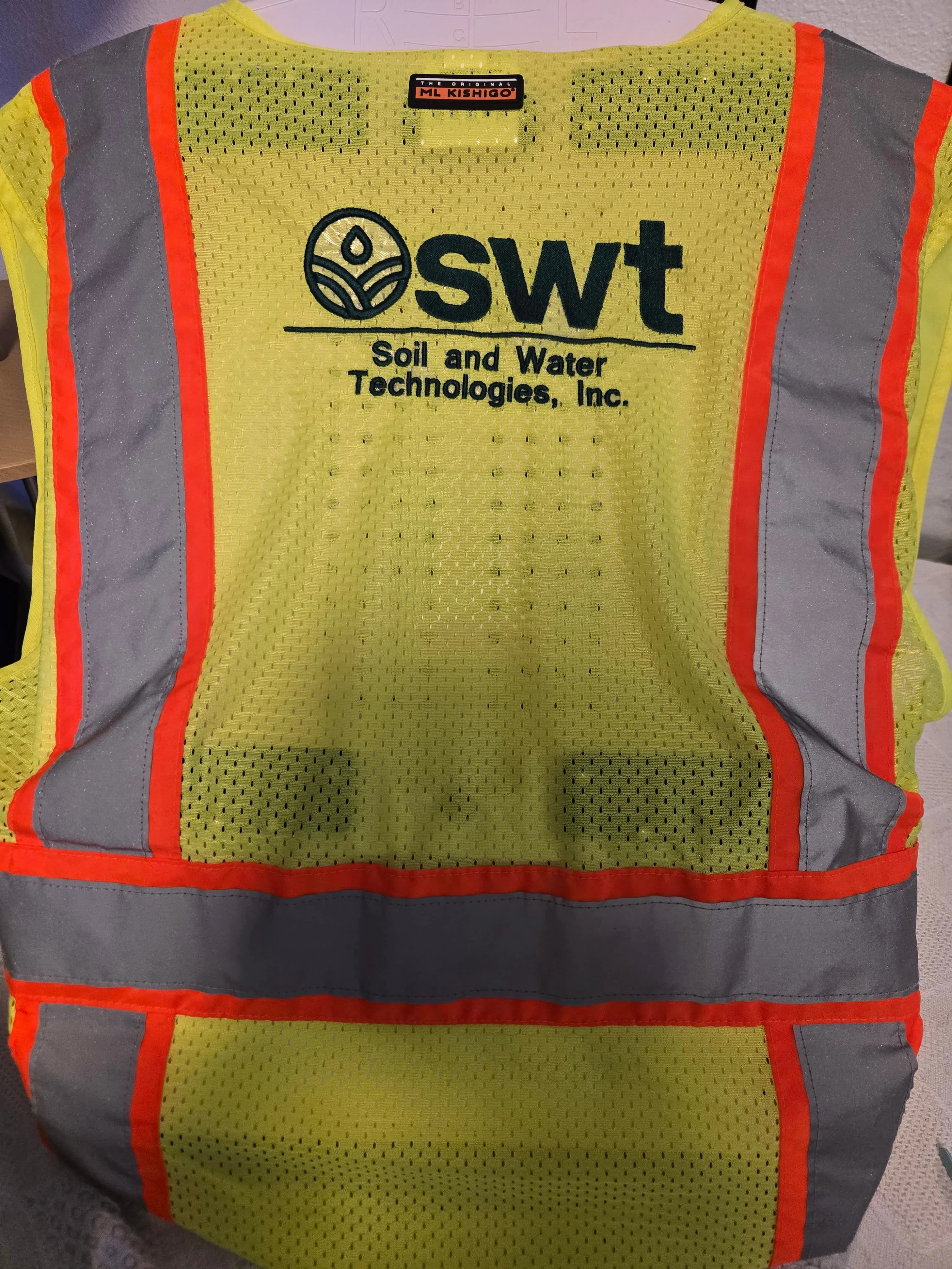 Workwear & Uniforms